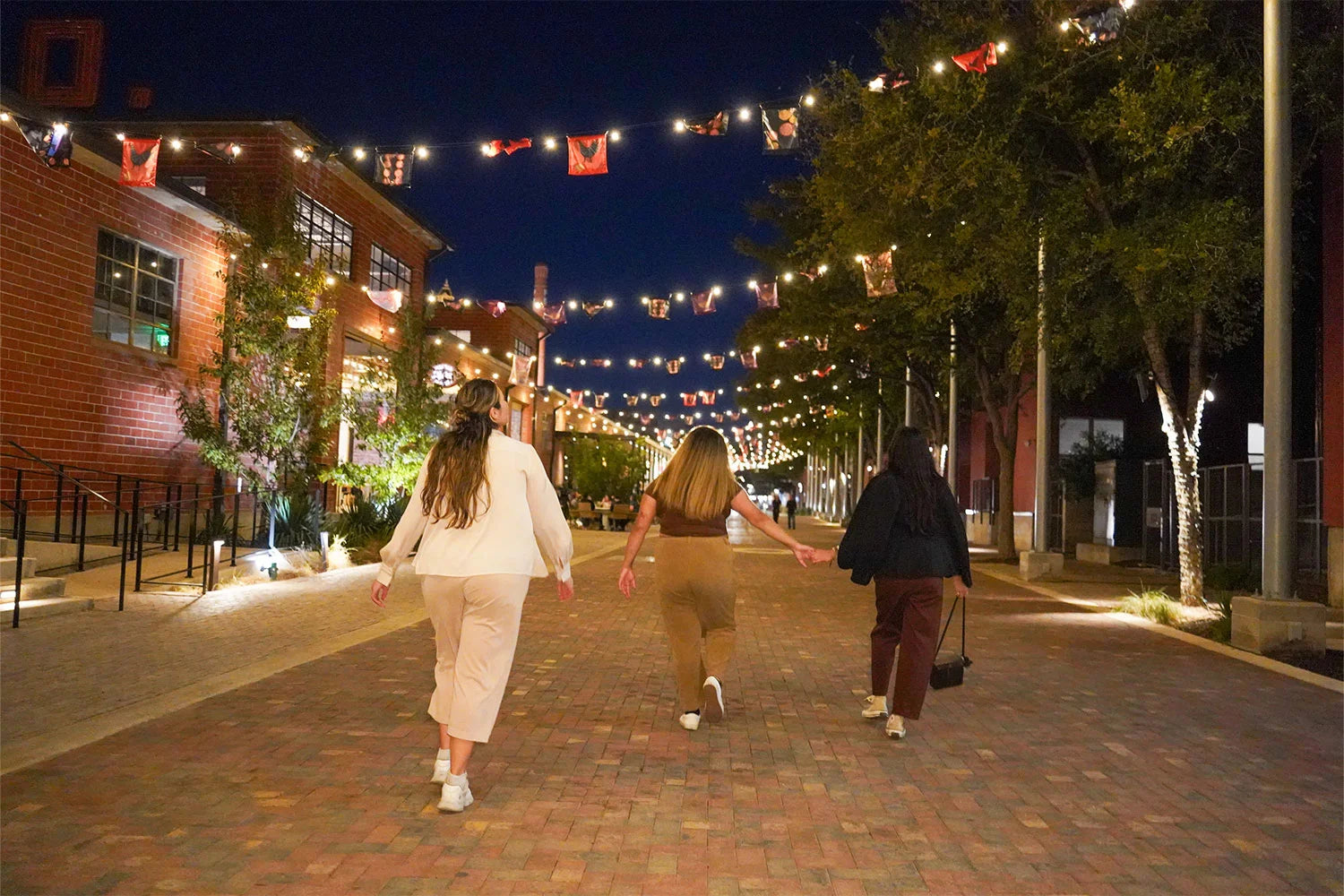 La-Villita-Neighbourhood-san-antonio-night-tour