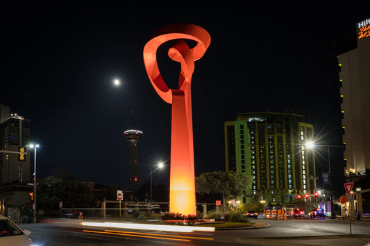 Torch of Friendship can be visited anytime